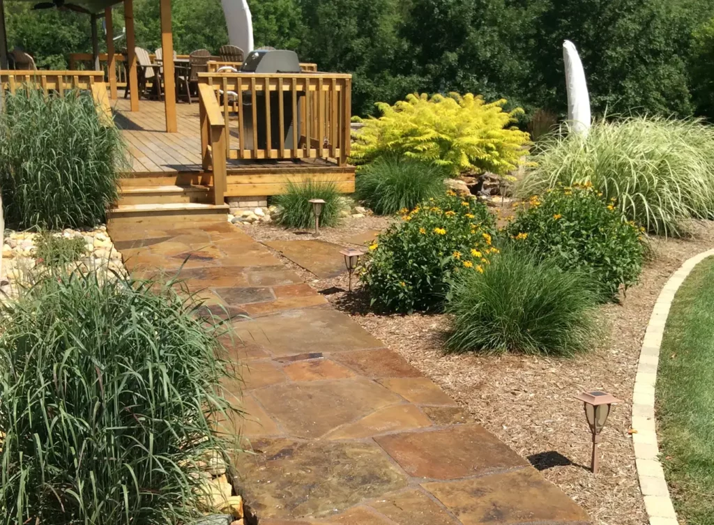 landscaping and design services bloomington-normal illinois